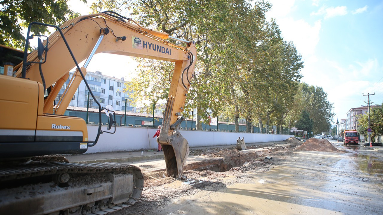 Erenler’e 9 bin 100 metrelik altyapı ağı kazandırıldı