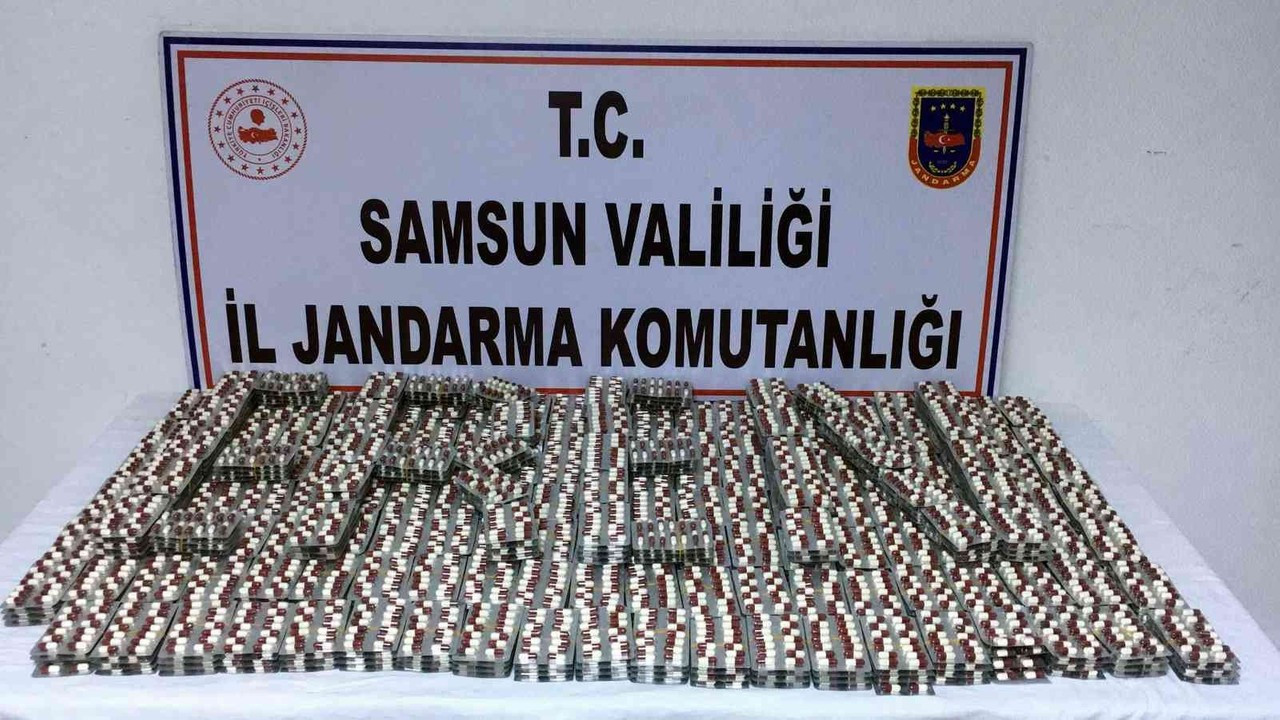 Samsun’da 10 bin 668 adet sentetik ecza ele geçirildi