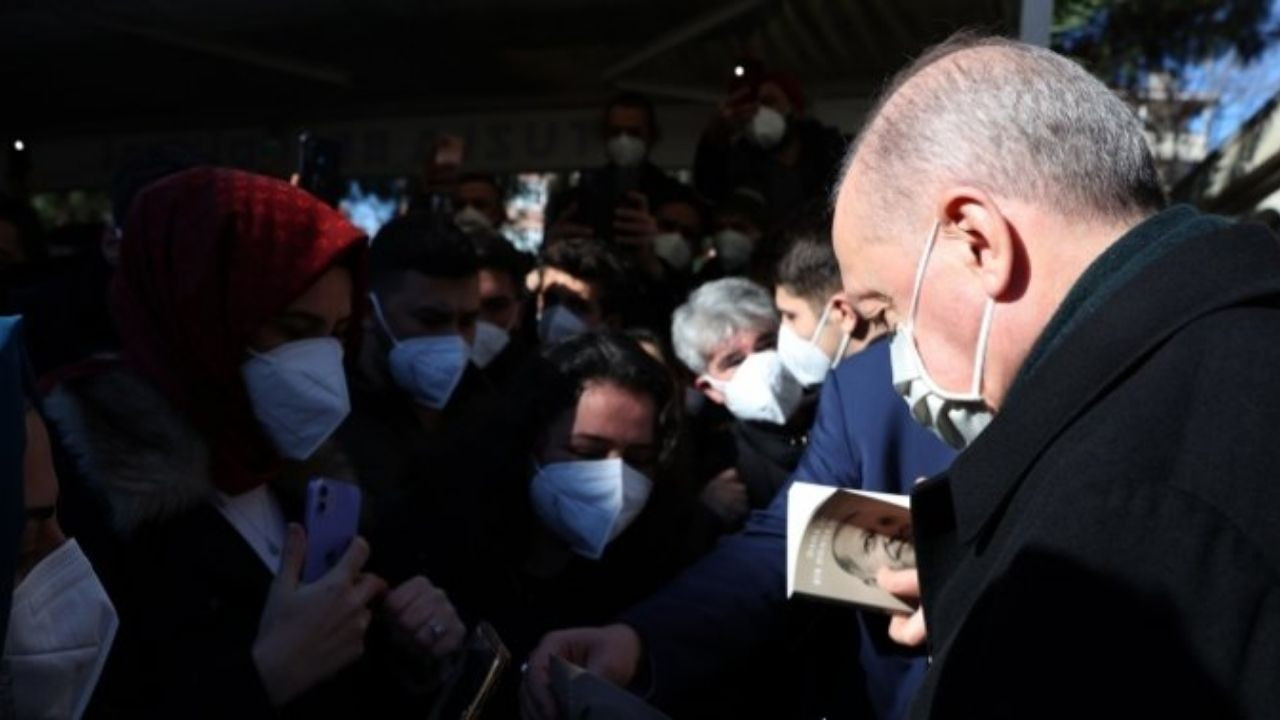 Cumhurbaşkanı Erdoğan cuma namazını İçmeler Merkez Camisi'nde kıldı