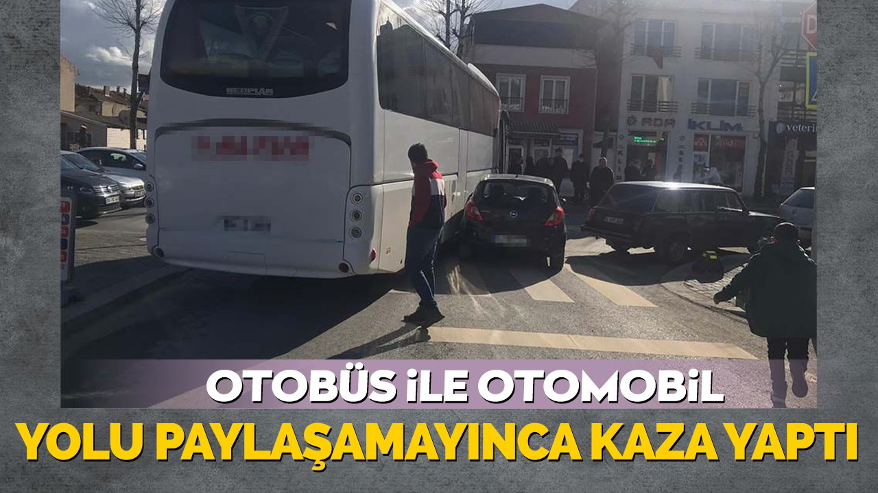 Adapazarı'nda yol inatlaşması! Otobüs ile otomobil yolu paylaşamayınca kaza yaptılar