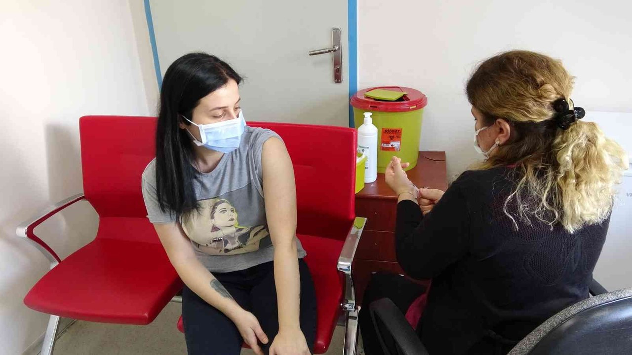 Sinop’ta yerli aşı Turkovac uygulanmaya başlandı