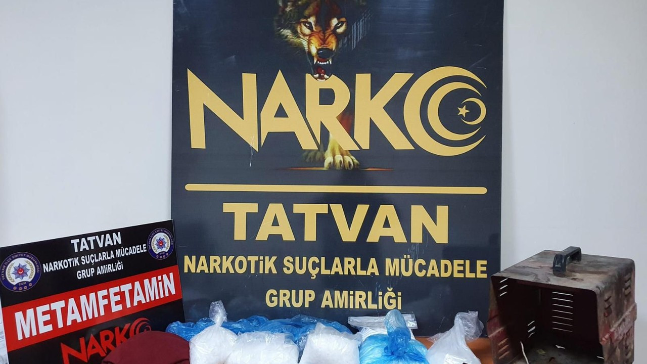 Bitlis'te, araçta 3 kilo uyuşturucu ele geçirildi