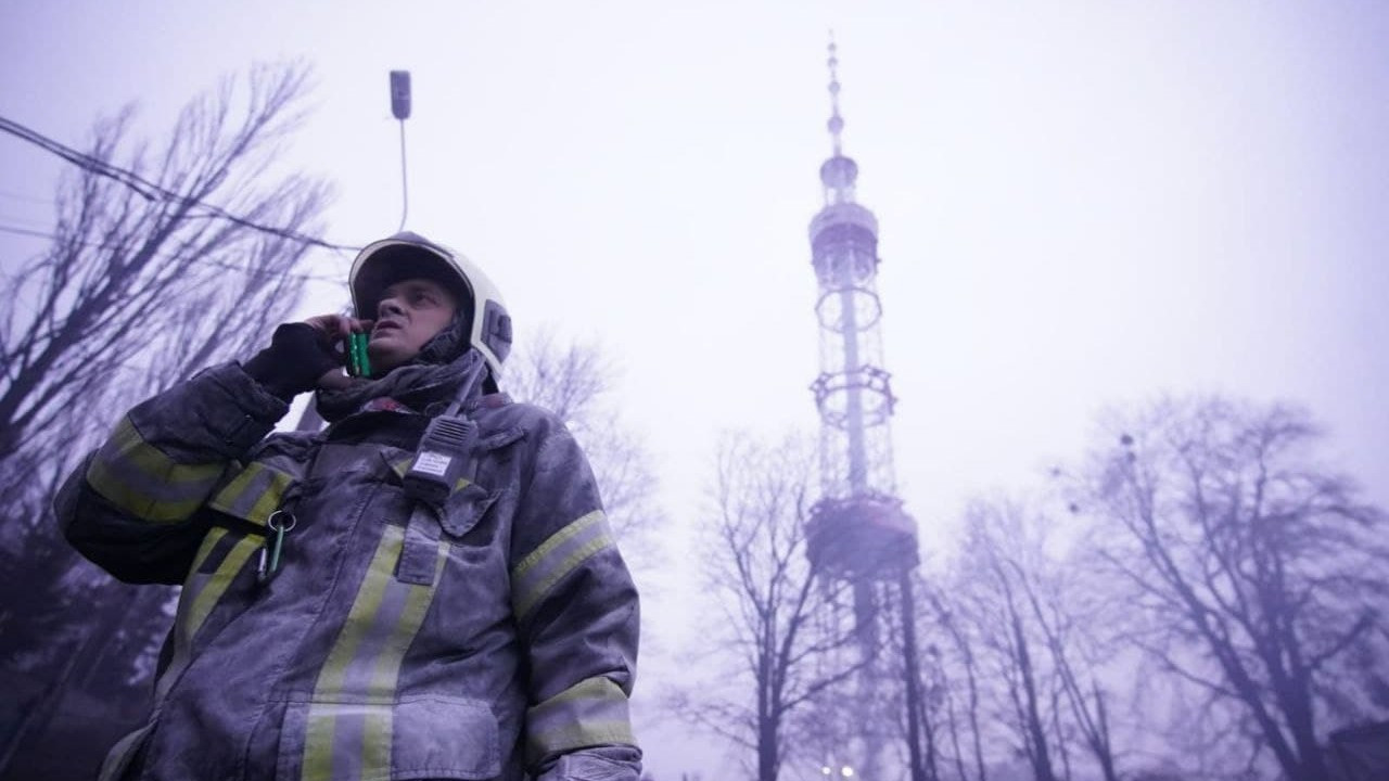 Rusya, Kiev Televizyon Kulesi’ni vurdu