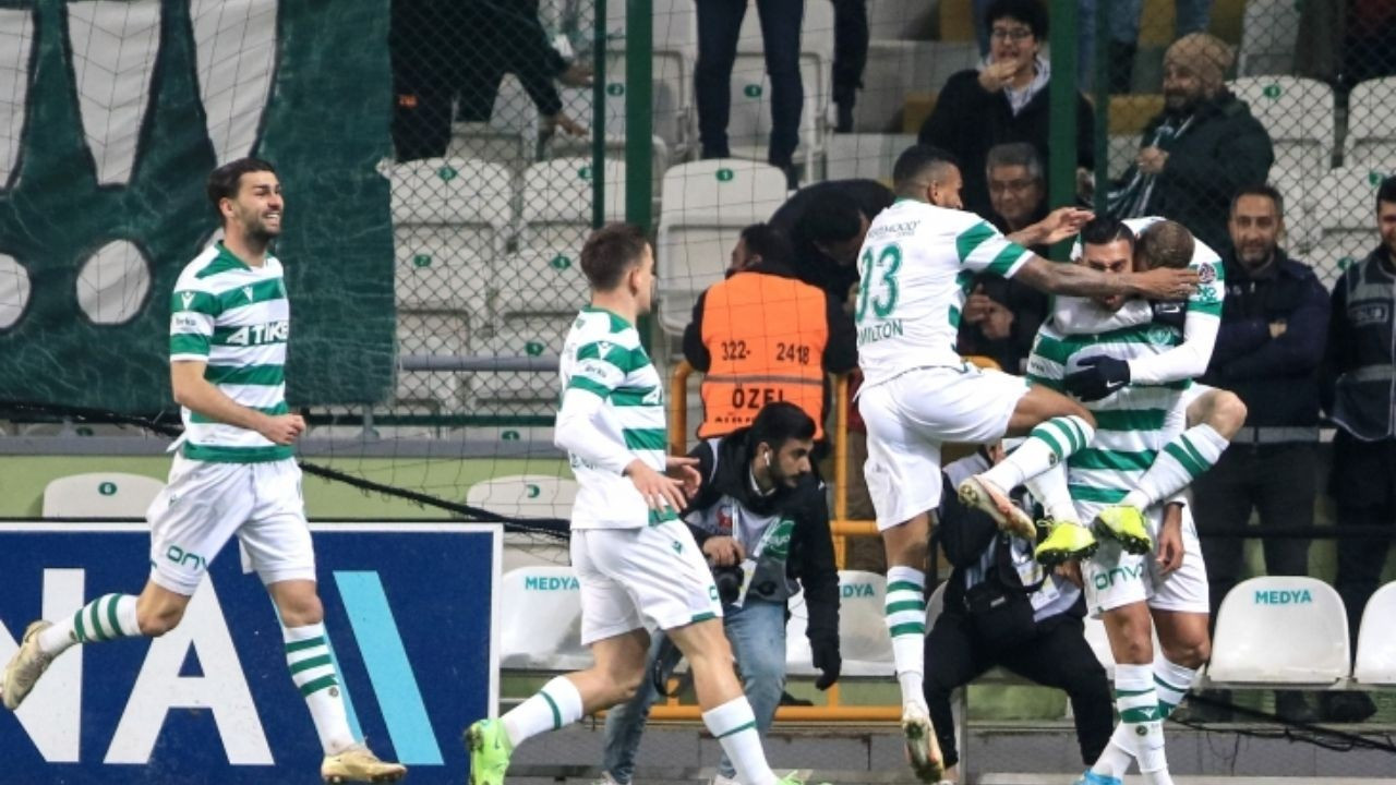 Konyaspor: 2 - Galatasaray: 0 (İlk yarı)