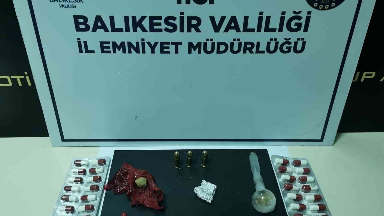 Balıkesir’de polisten 52 şahsa gözaltı