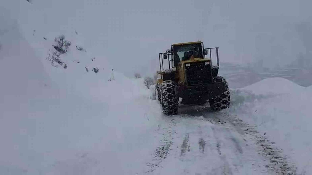 Siirt’te 28 köy yolu ulaşıma kapandı
