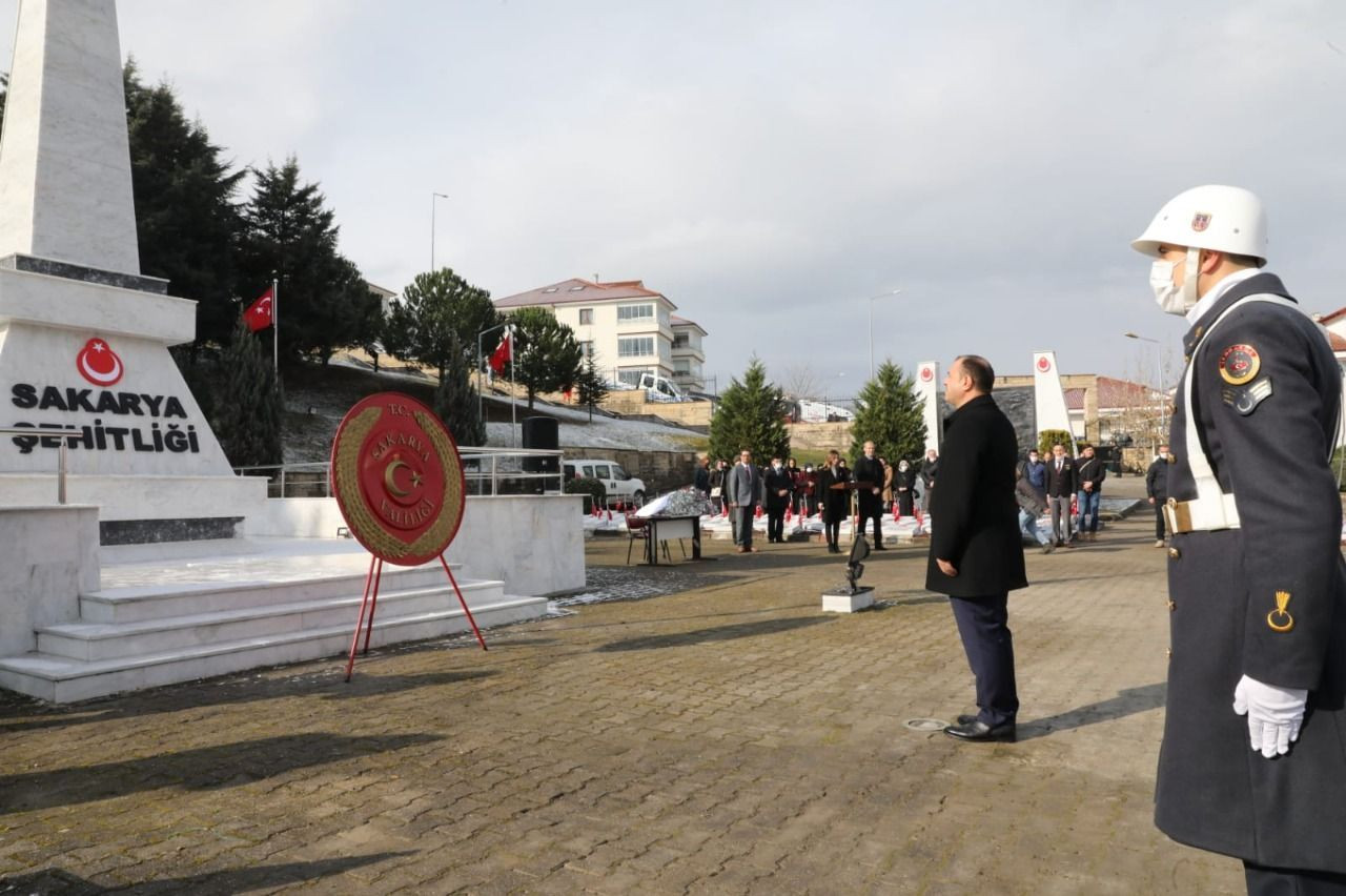 Sakarya'da Çanakkale Zaferi ve şehitleri törenle anıldı - Sayfa 1