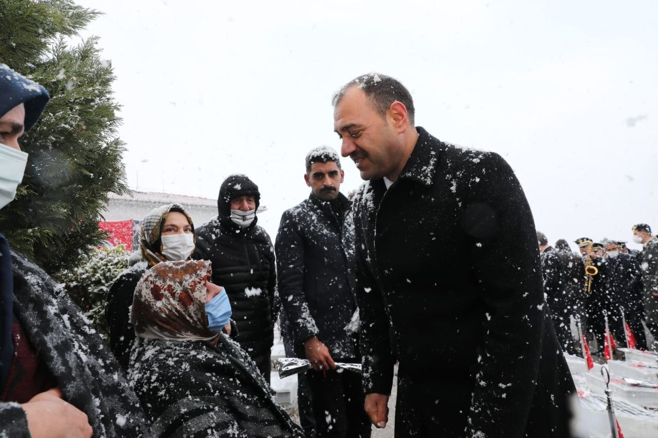 Sakarya'da Çanakkale Zaferi ve şehitleri törenle anıldı - Sayfa 5