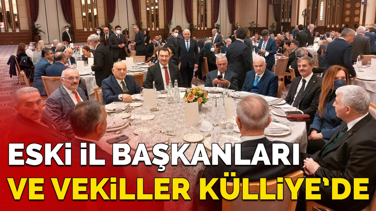 Eski İl Başkanları ve Vekiller Külliye’de