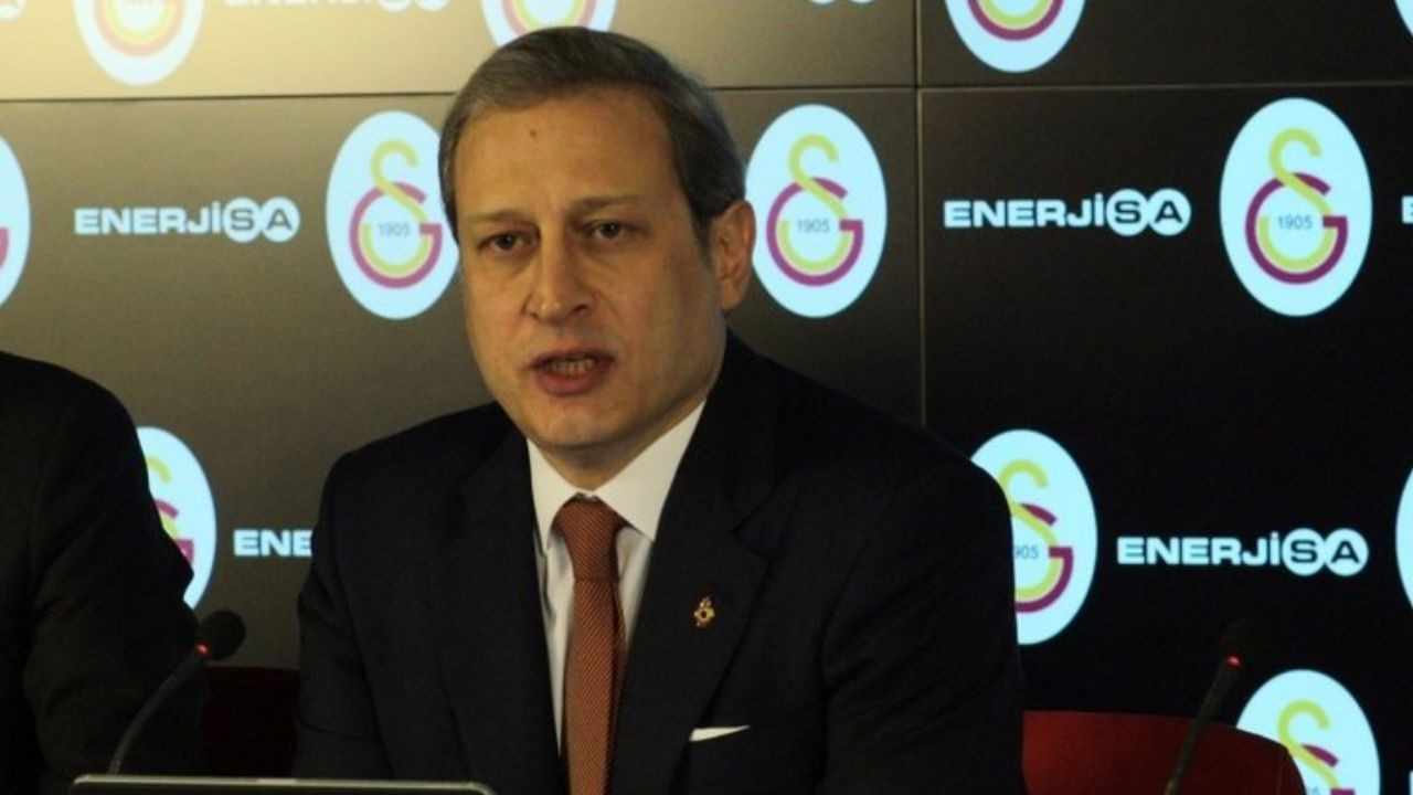 Galatasaray Başkanı Burak Elmas'tan oyuncularına Fenerbahçe derbisi konuşması!