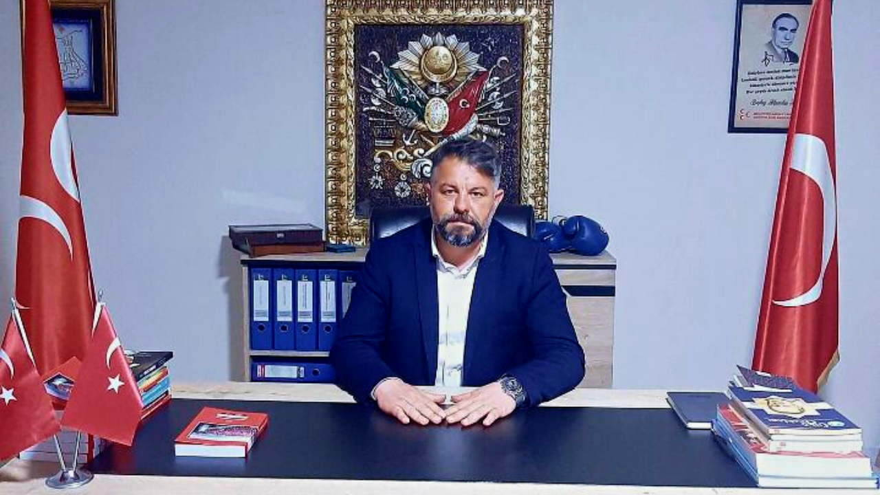 MHP Arifiye'de yeni başkan İbrahim Sert oldu