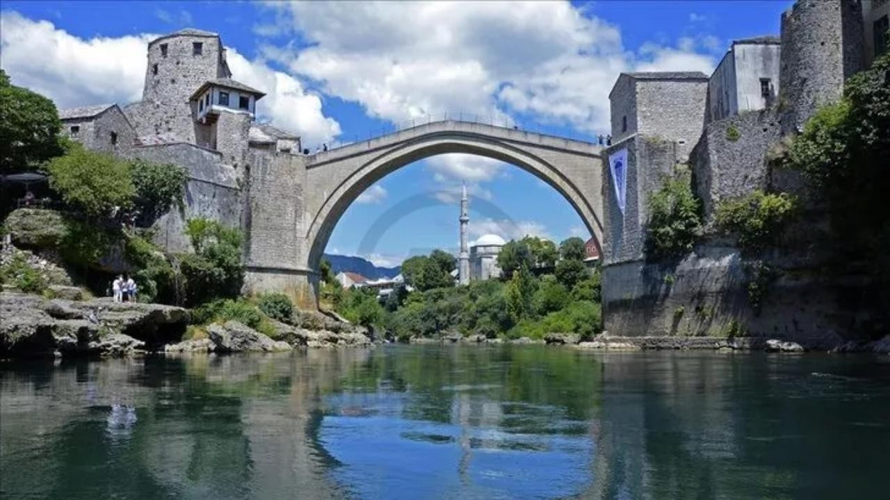 YKS 2022’de sorulan Mostar Köprüsü hangi ülkede ve kim tarafından yapıldı?