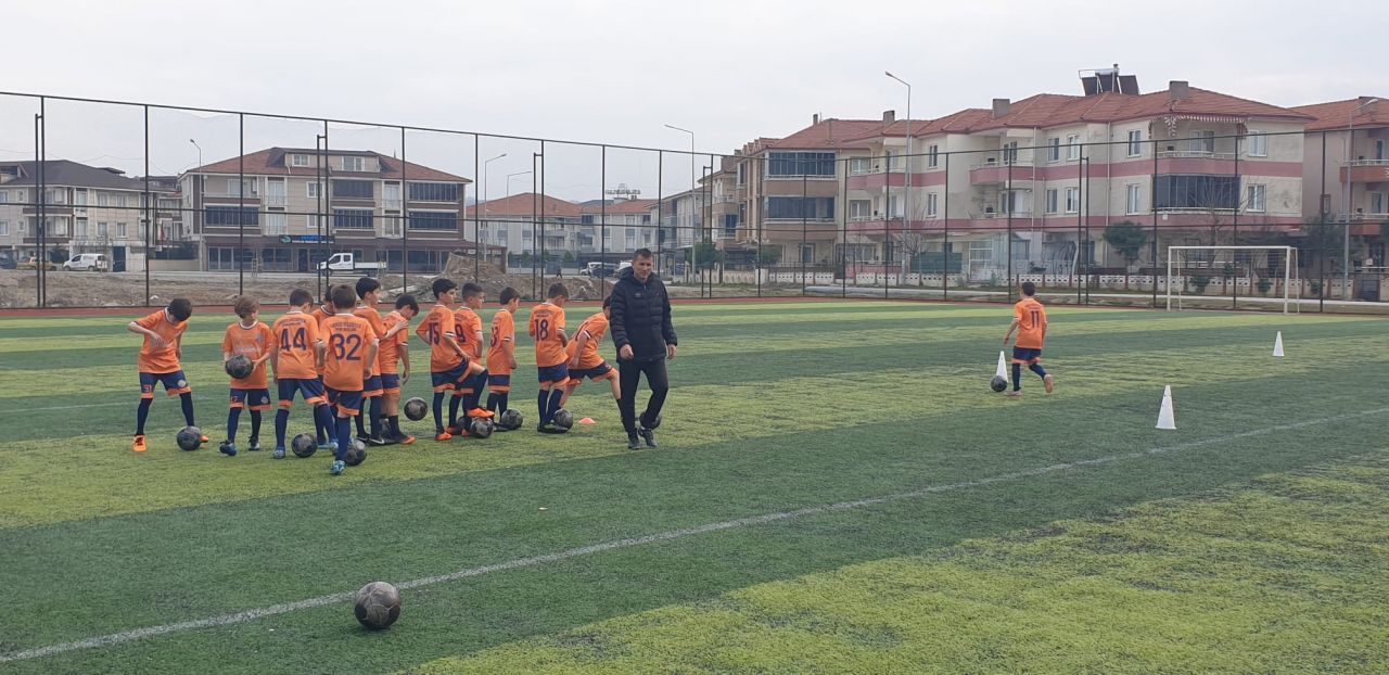 “Karasu Belediyesi Spor Okulları Gözde Kulüpler Arasında” - Sayfa 7