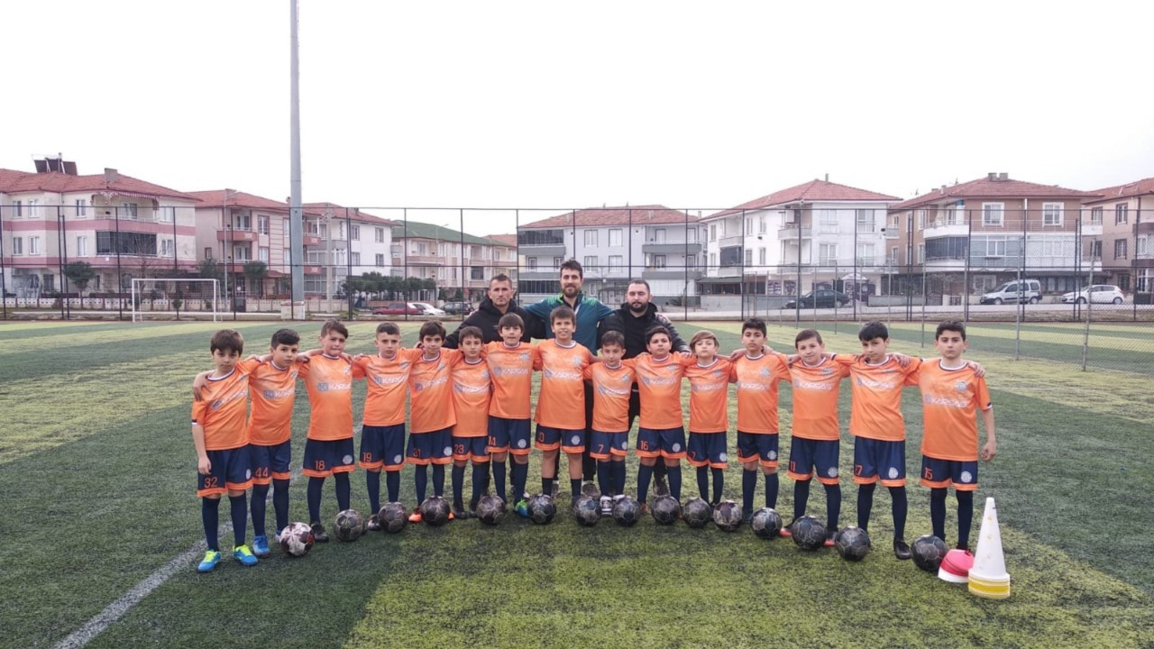 “Karasu Belediyesi Spor Okulları Gözde Kulüpler Arasında”