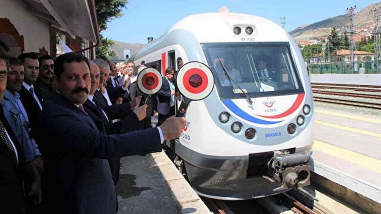 Amasya-Samsun tren seferleri 7 yıl sonra yeniden başladı