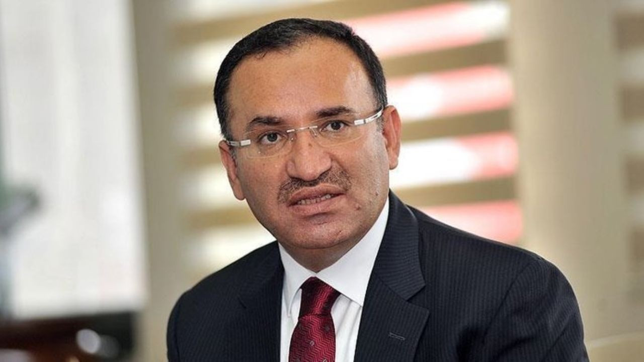 Bozdağ: Recep Tayyip Erdoğan'ın adaylığı yasaldır