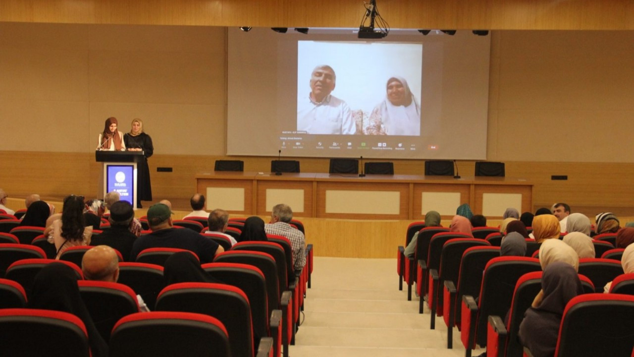 TDV İlahiyat Akademisinin Mezuniyet Programı Düzenlendi