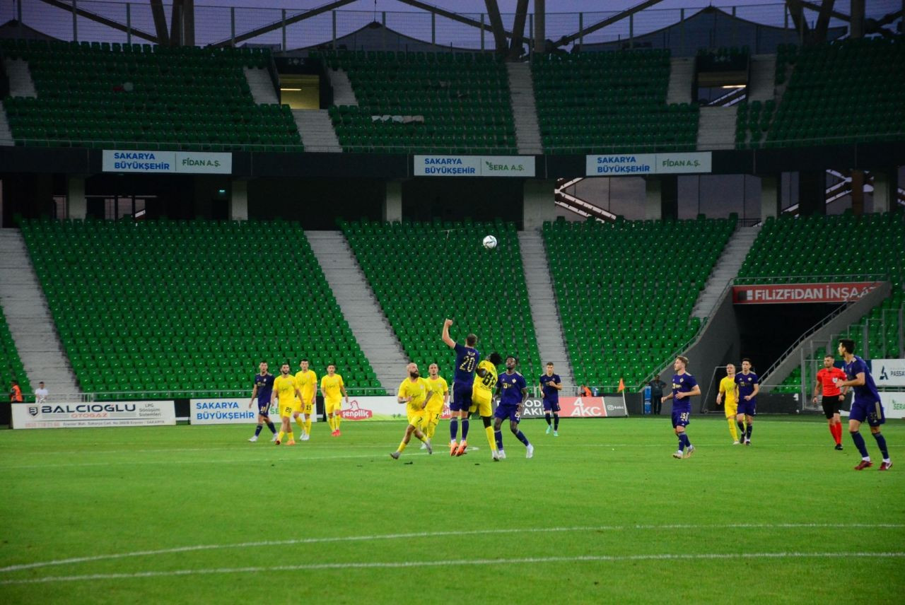 Sakarya'da oynanan Şampiyonlar Ligi maçında gülen taraf Maribor! - Sayfa 3