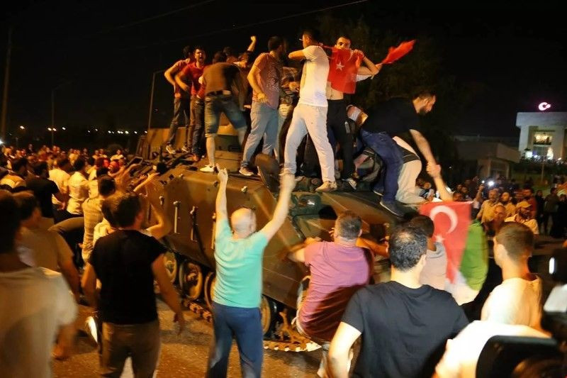 Fotoğraflarla 15 Temmuz hain darbe girişiminde Sakarya'da yaşananlar - Sayfa 18