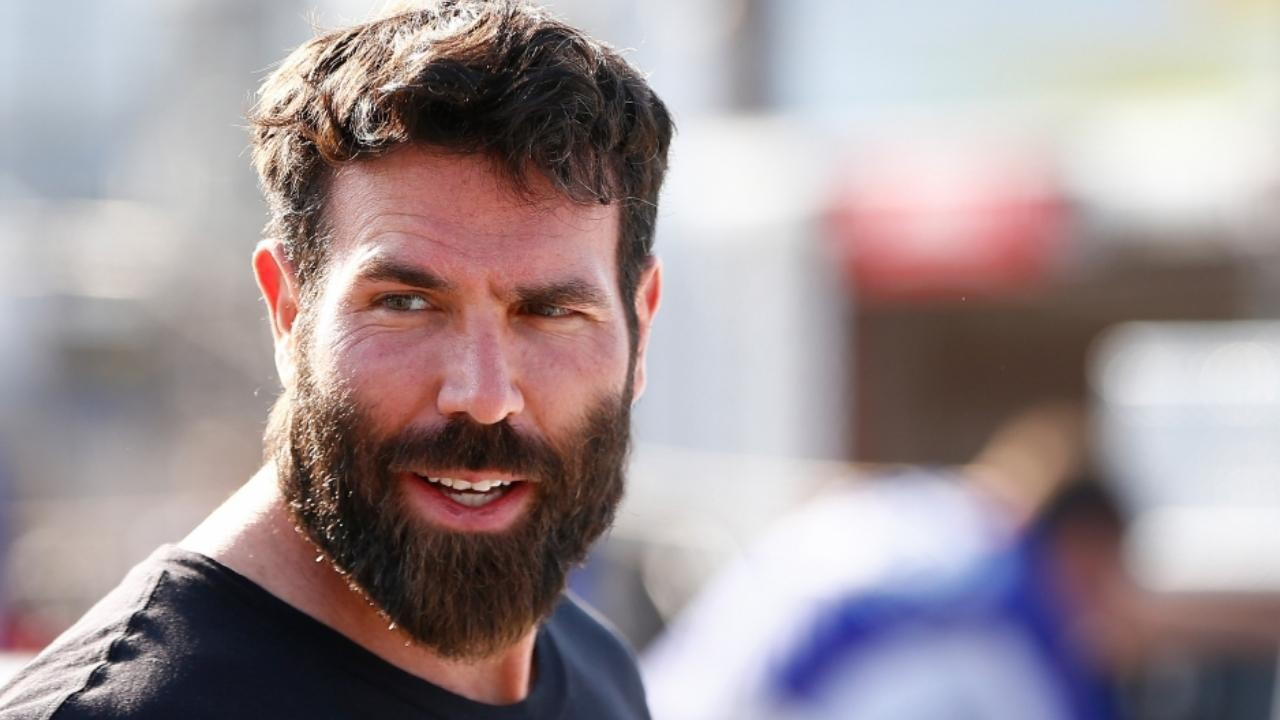 Dan Bilzerian kimdir?