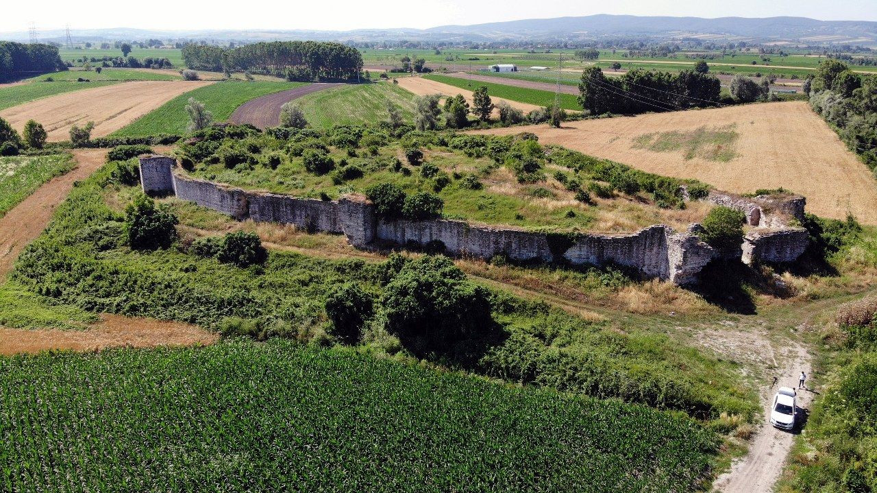 Harmantepe Kalesi yaklaşık 800 yıldır tarihe tanıklık ediyor - Sayfa 8