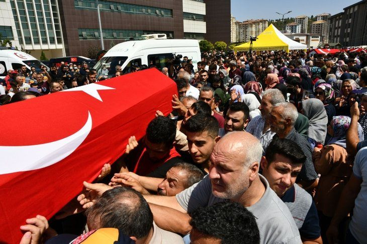 Gaziantep'teki kazada hayatını kaybedenlere veda! - Sayfa 7