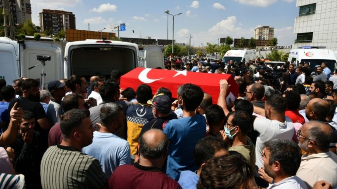 Gaziantep'teki kazada hayatını kaybedenlere veda!