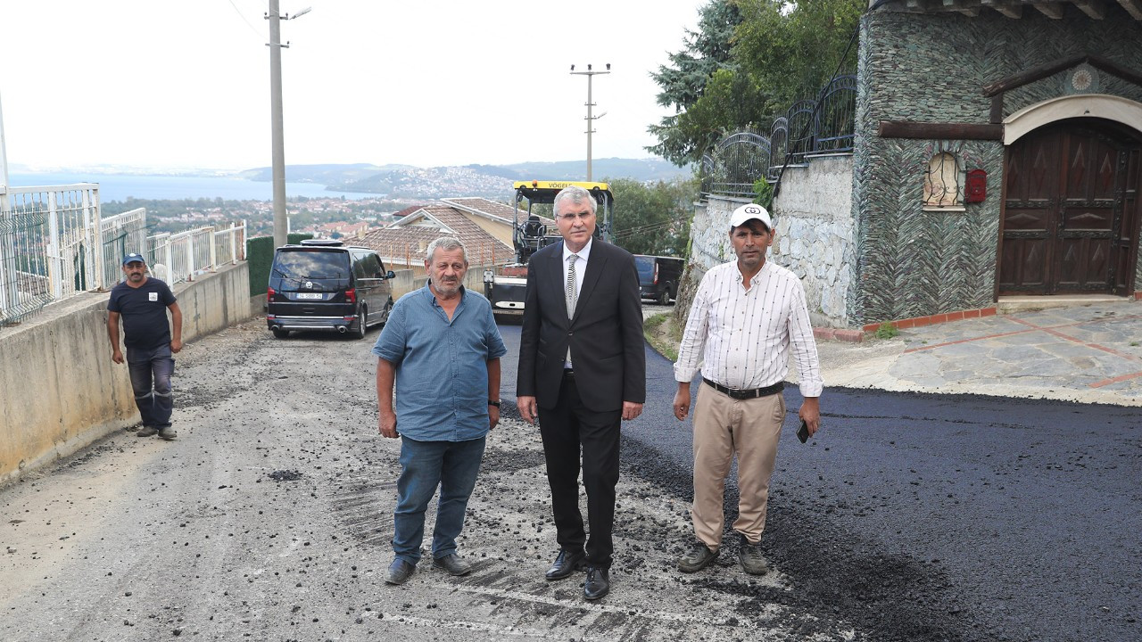 Sapanca Mahmudiye’de asfalt çalışmaları tamamlanıyor