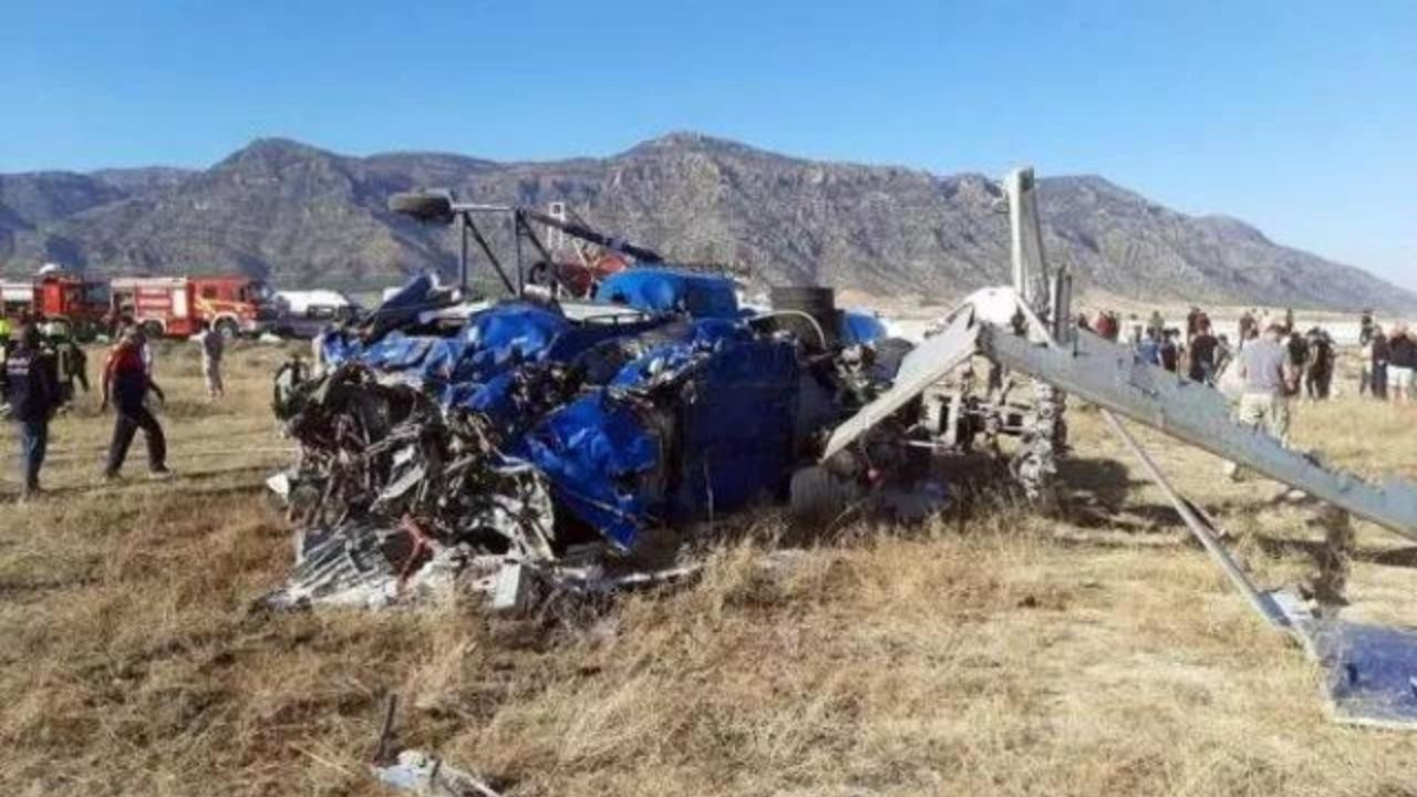 Marmaris'teki yangını söndürmek için yola çıkan helikopter Denizli'de düştü!