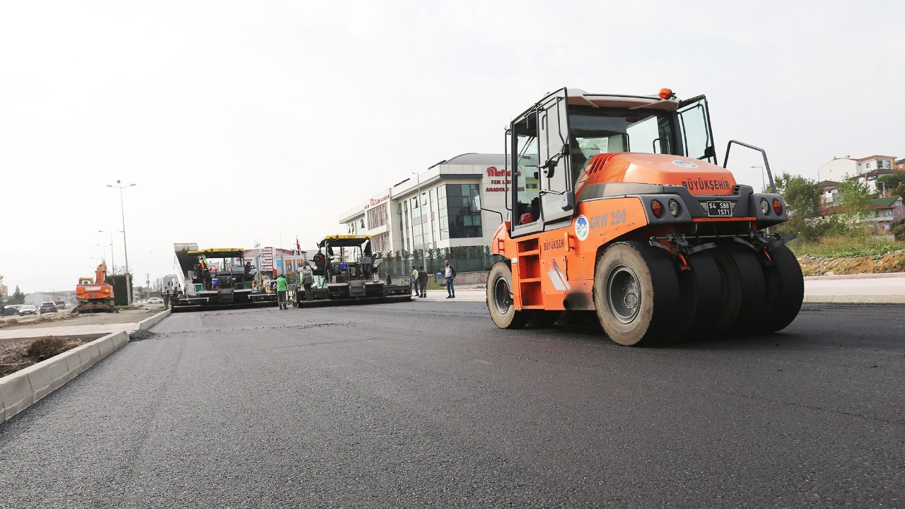 Büyükşehir şehrin en geniş caddesini hazırlıyor