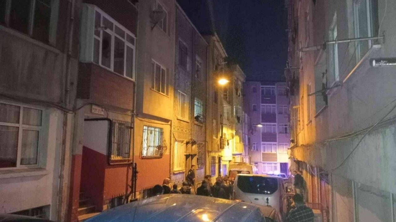 Beyoğlu’nda korkunç cinayet: Boğazını kesip bileziklerini çaldılar