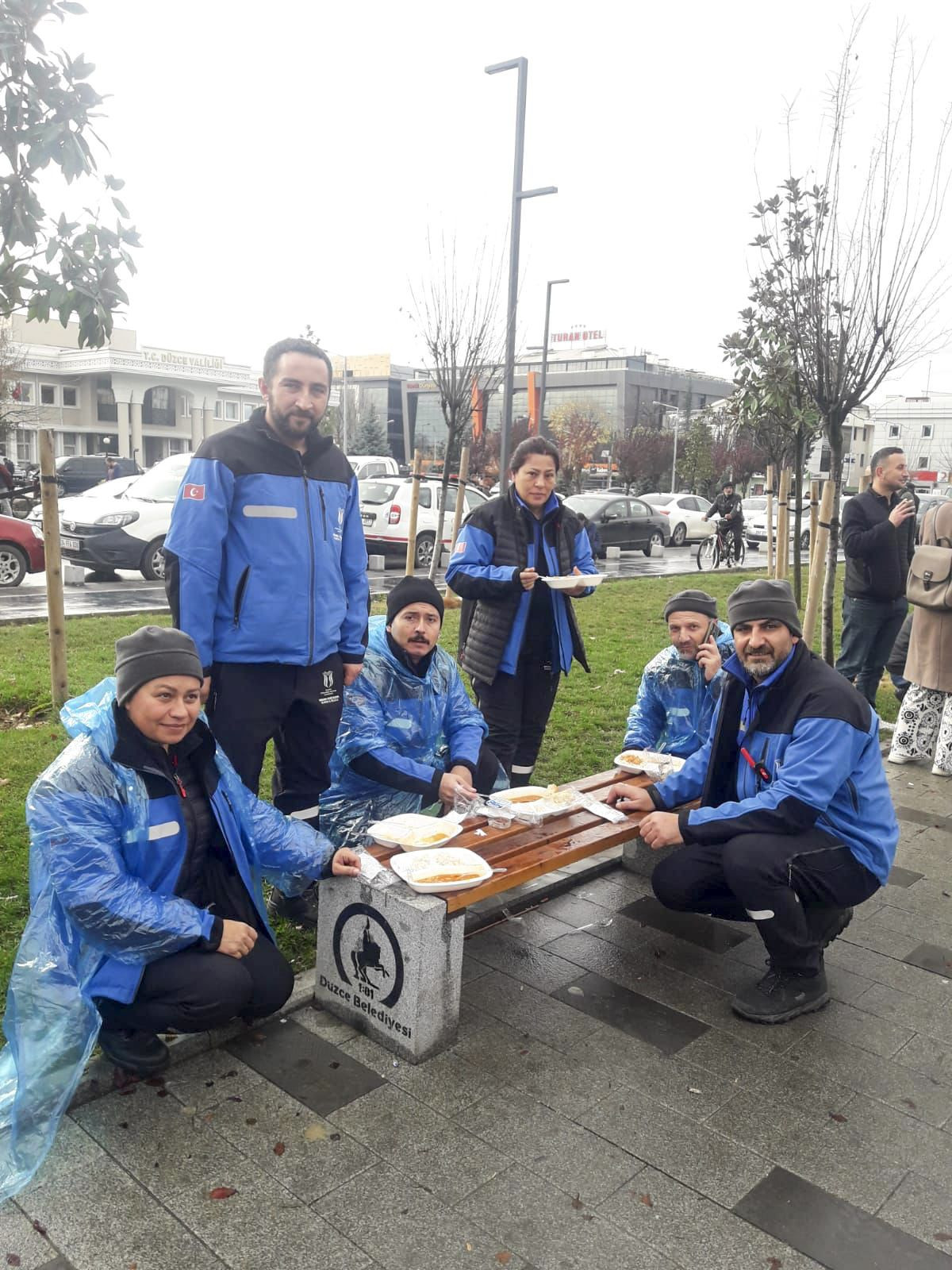 SUBÜ deprem bölgesinde aktif görevdeydi - Sayfa 9