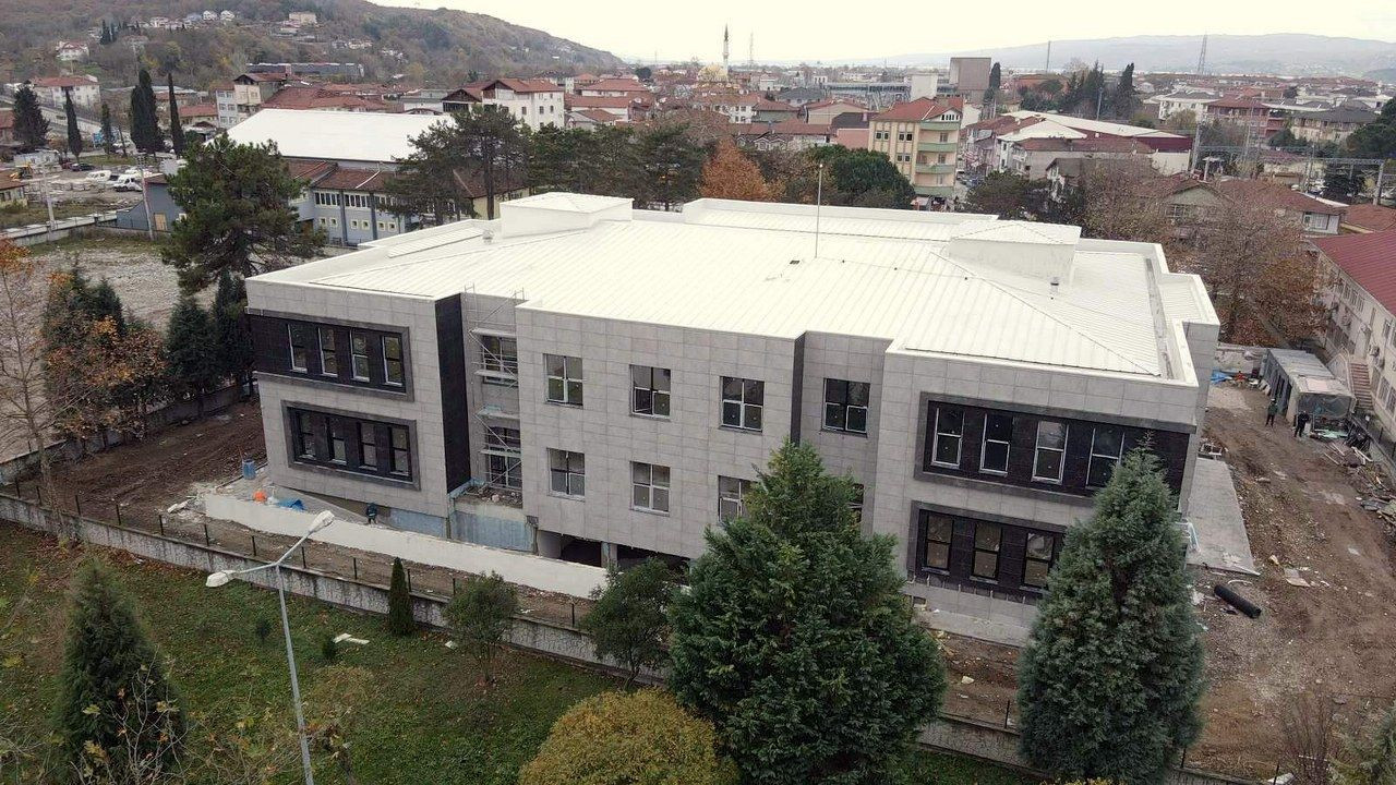 Arifiye Belediyesi Yeni Hizmet Binası Tamamlanıyor - Sayfa 5