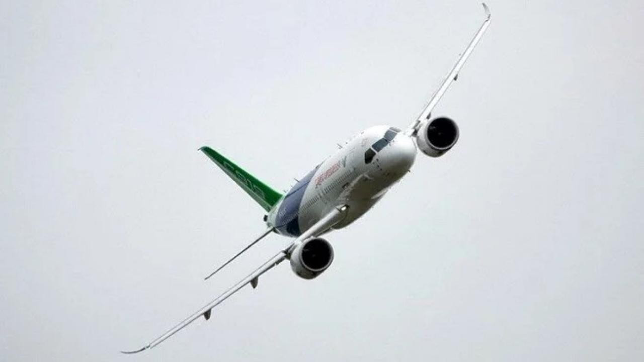 Çin'in ilk yerli yolcu uçağı seri üretime hazır