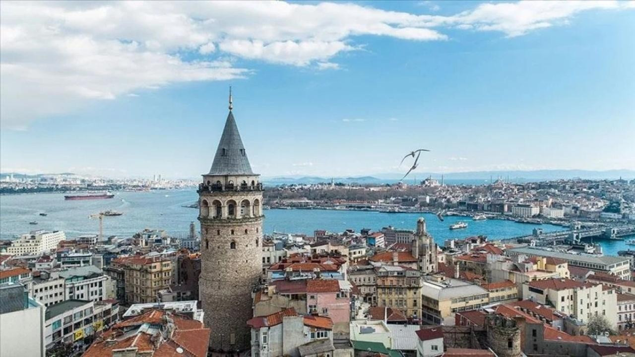 Kasımda İstanbul'u 1 milyonu aşkın turist ziyaret etti
