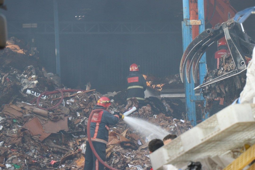 14 saat geçti bölgede soğutma çalışmaları sürüyor - Sayfa 5