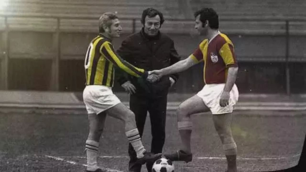 Fenerbahçe-Galatasaray rekabetinden ilginç notlar! Karma takım: "FenerSaray"