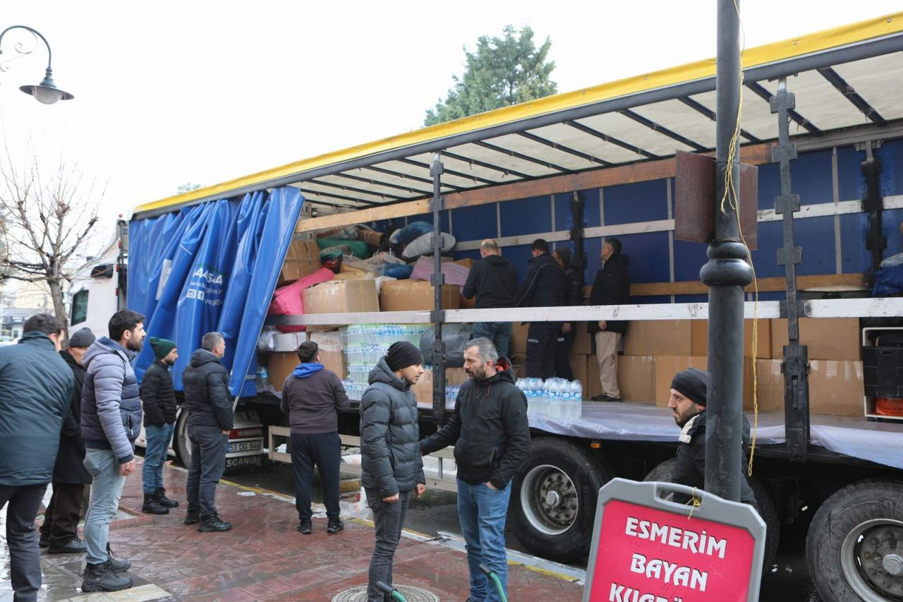 Arifiye, Depremzedeler İçin Tek Yürek - Sayfa 5