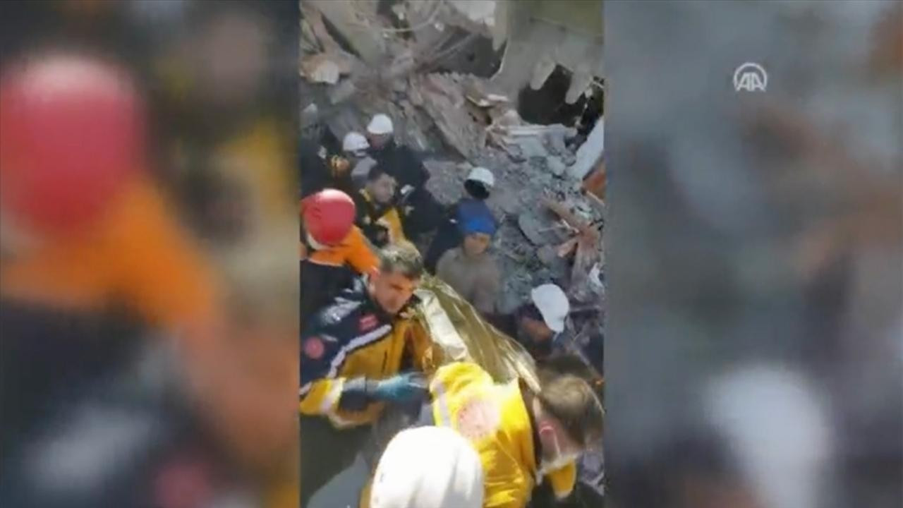 Adıyaman'da depremin 177'nci saatinde 35 yaşındaki Bünyamin İdacı kurtarıldı