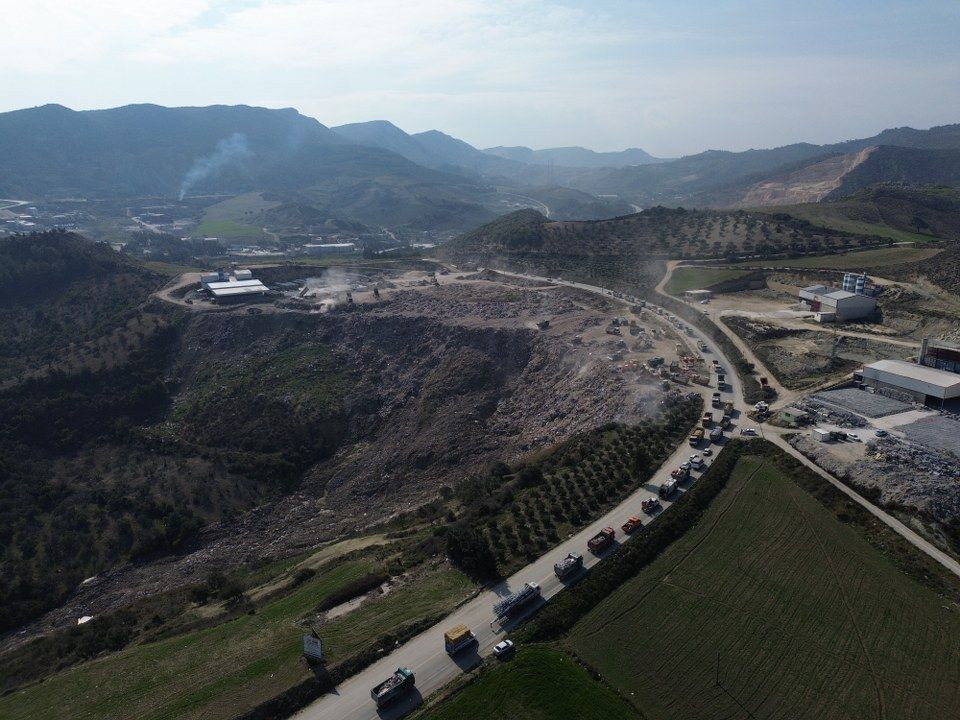 Erciyes Dağı kadar enkaz vardı! Kuyruk havadan görüntülendi - Sayfa 1