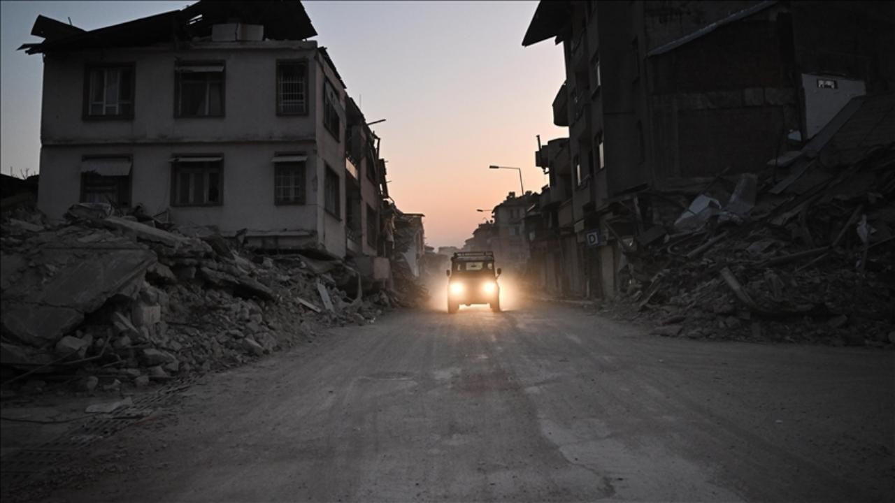 Depremlerde yıkılan binalarla ilgili soruşturmalarda 171 kişi tutuklandı