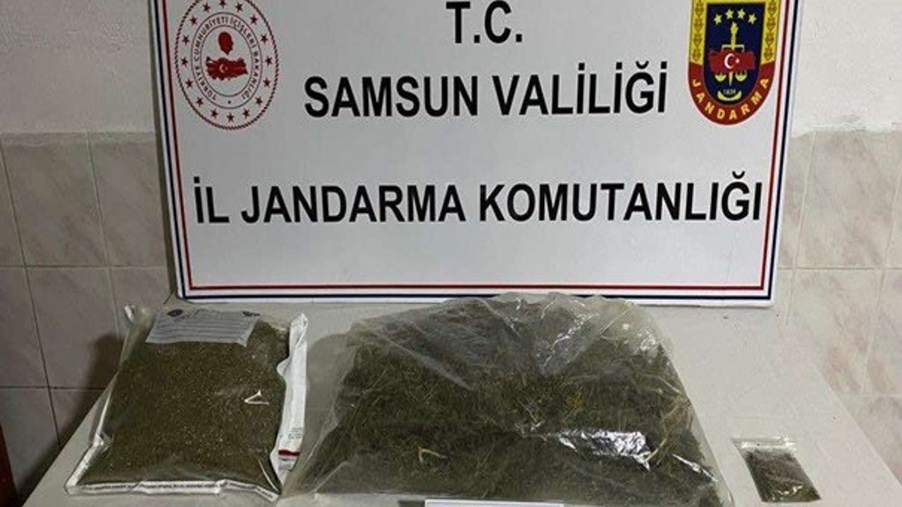 Samsun’da 3,5 kilo kubar esrar ele geçirildi: 2 gözaltı