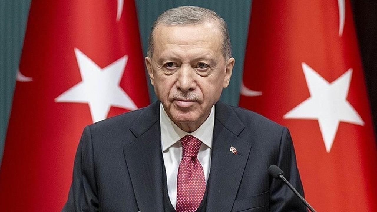 Cumhurbaşkanı Erdoğan: "42 bin 500 sağlık personeli alıyoruz"