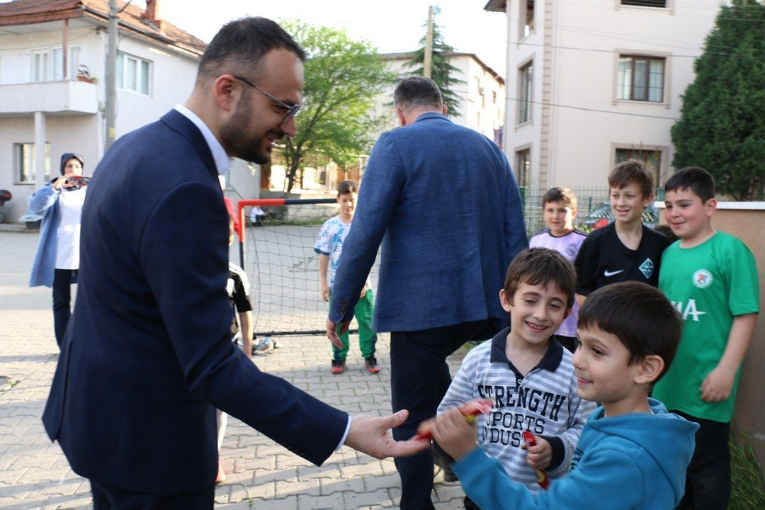 Dizer: Siyasette gençliğin öncüsü AK Parti’dir - Sayfa 6