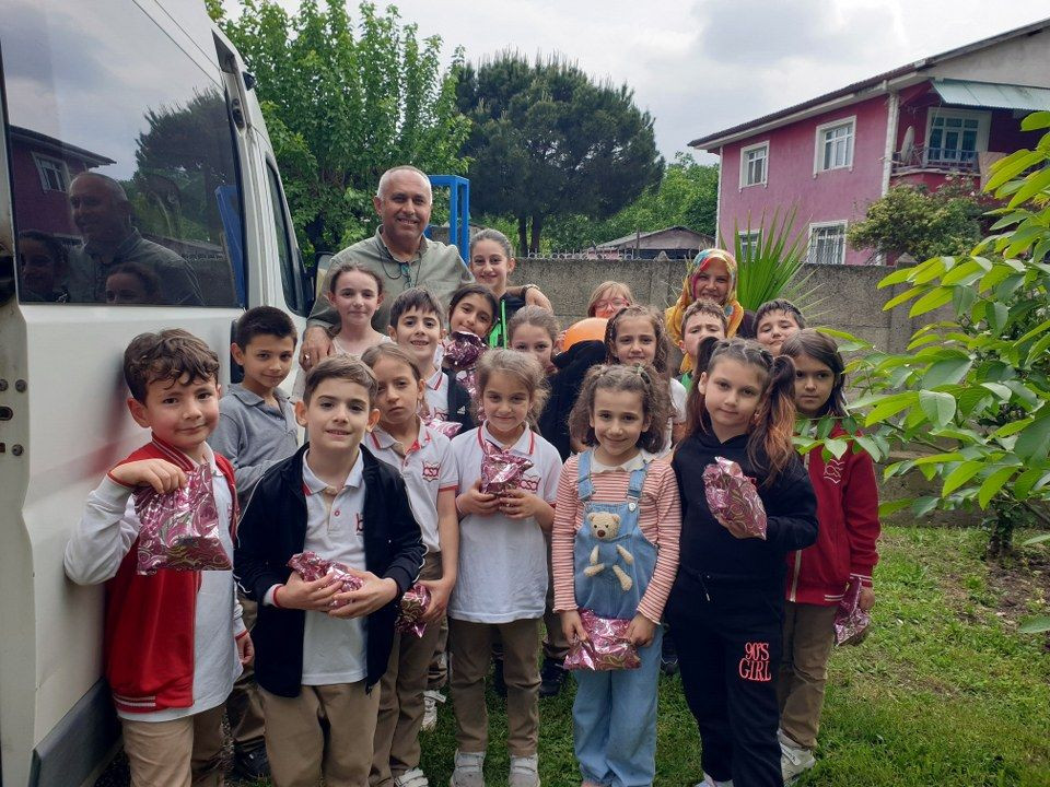 Servisçi ağabeylerinden miniklere sene sonu ödülü - Sayfa 5