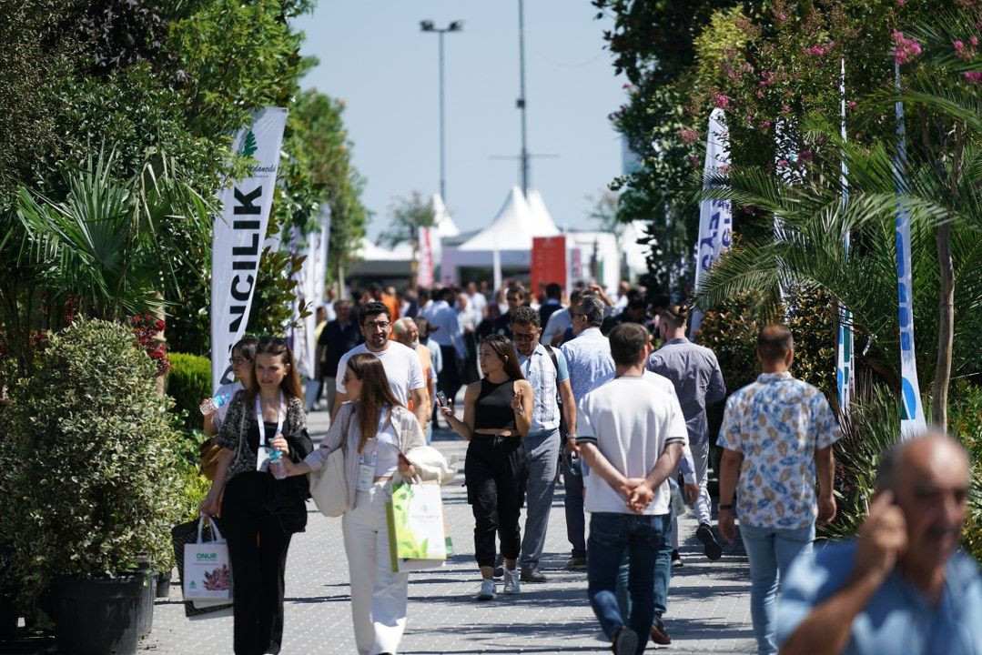 Süs Bitkilerinin Uluslararası Fuarı - Sayfa 6