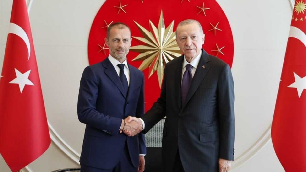 Cumhurbaşkanı Erdoğan UEFA Başkanı Aleksander Ceferin kabul etti