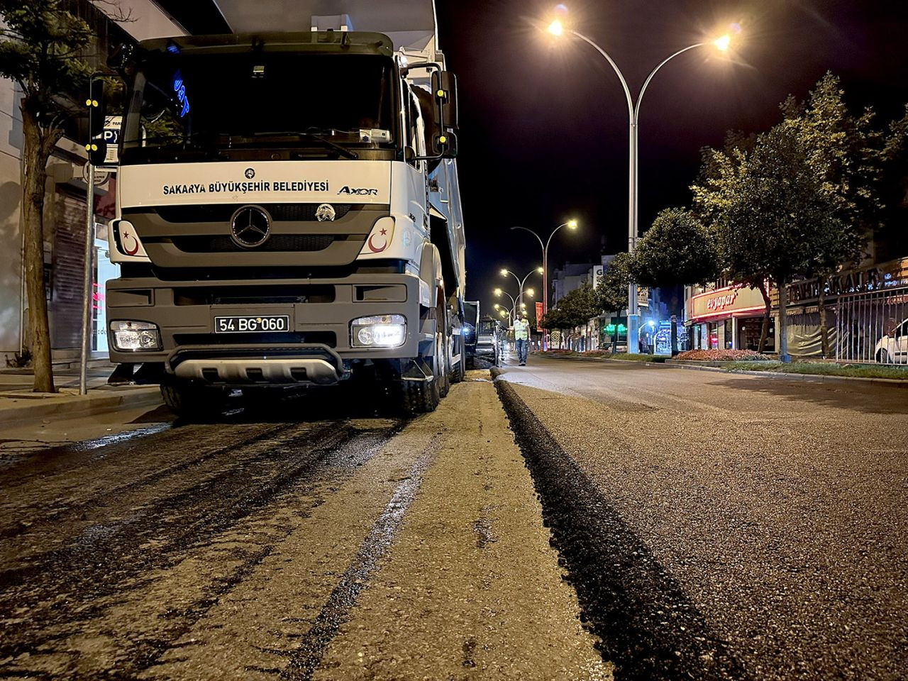 Saraybosna Caddesi’ne 200 ton asfalt - Sayfa 4