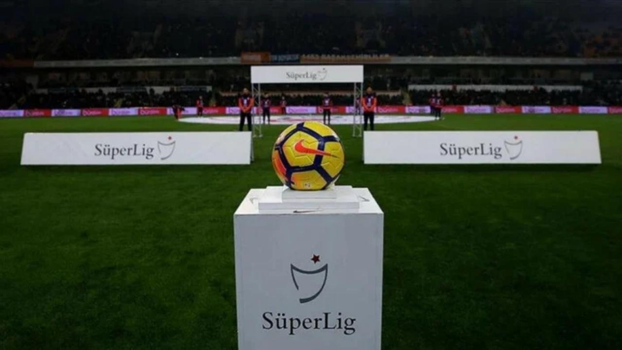 Süper Lig'de ertelenen maçlar ne zaman? Fenerbahçe, Beşiktaş, Galatasaray lig maçları hangi tarihte?