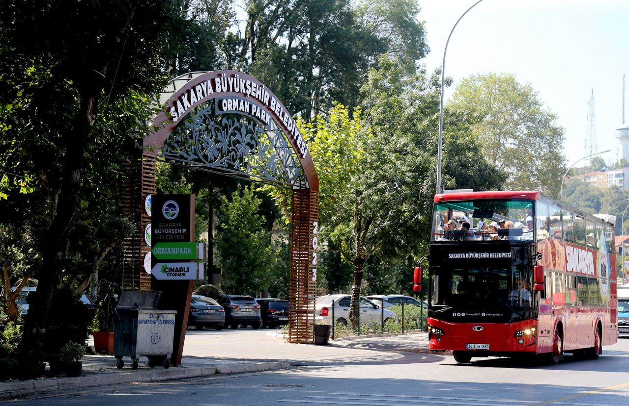 Bu otobüsün rotası şehrin tarihi, turistik ve sosyal alanları - Sayfa 10